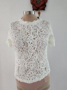 WHISPERS NEW YORK | White Lace Short-Sleeve Women's Top
